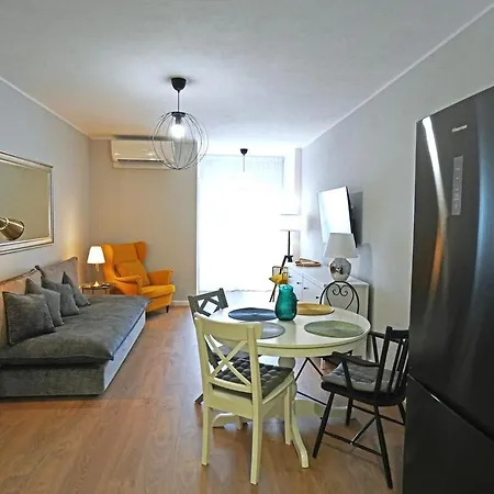 Soleil Expozita Old Town * Tirana